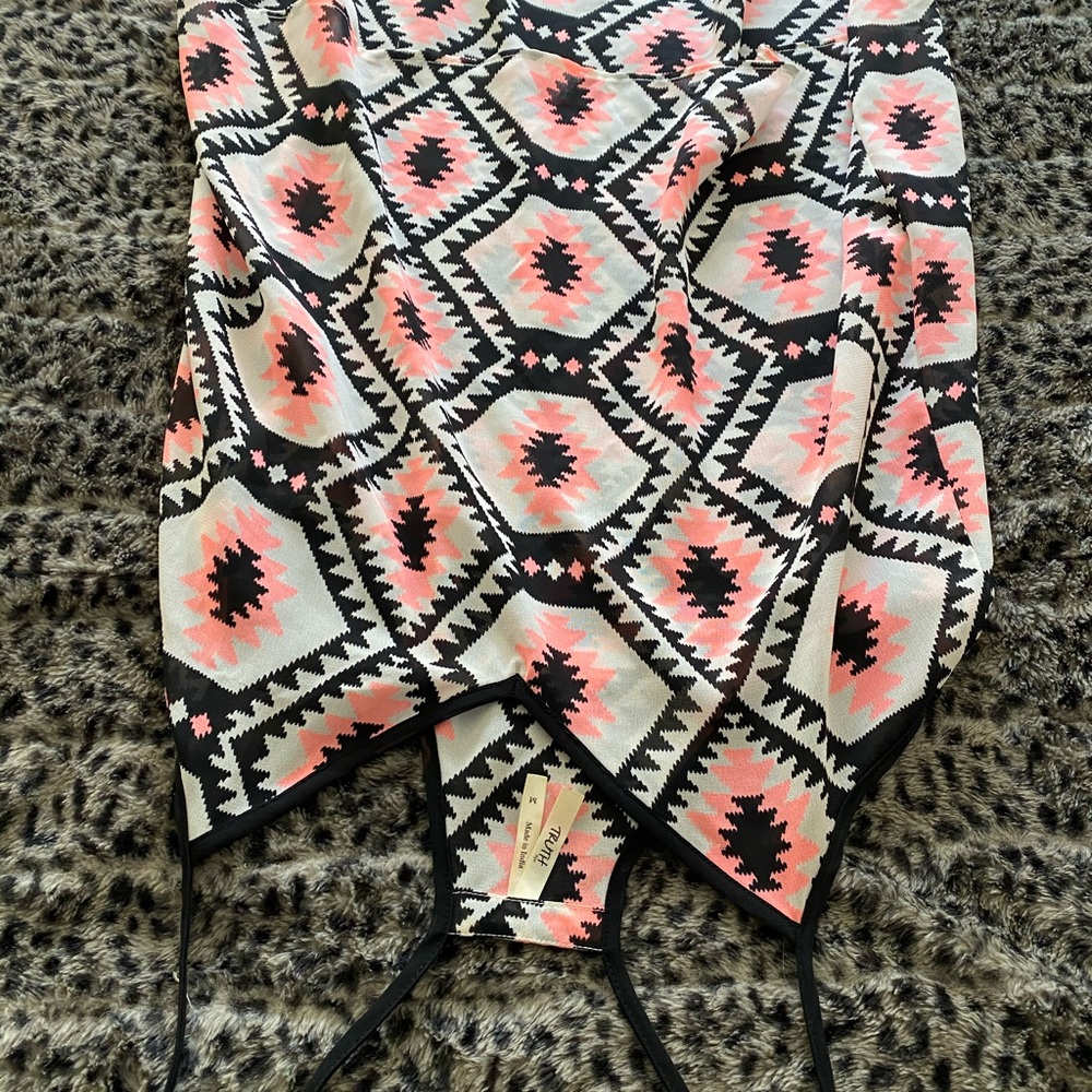 Loose fit top